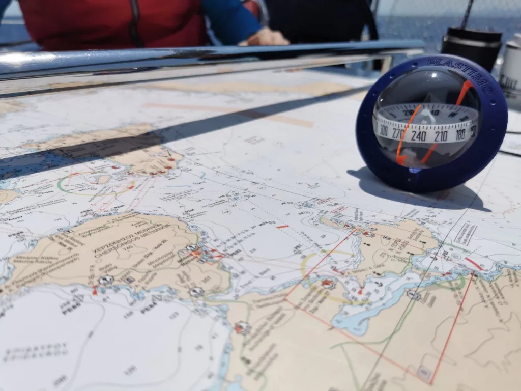 Perfect if you’re planning:
- a sailing holiday
- a yacht charter
- a sailing course